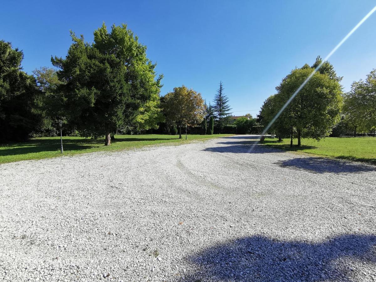 Park Hotel Villa Vicini Preganziol Kültér fotó