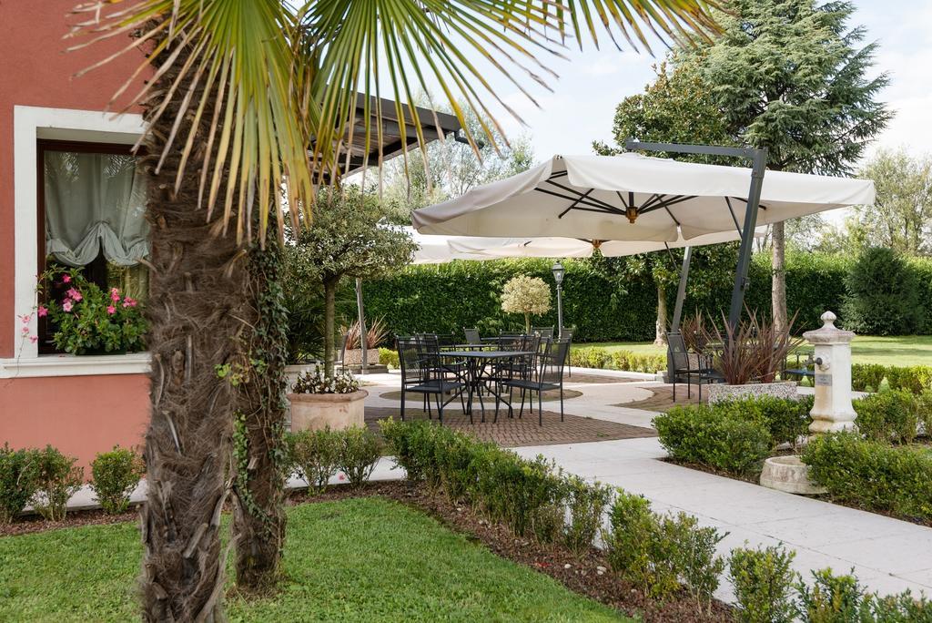 Park Hotel Villa Vicini Preganziol Kültér fotó